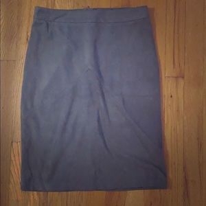 41 Hawthorn size 6 suede